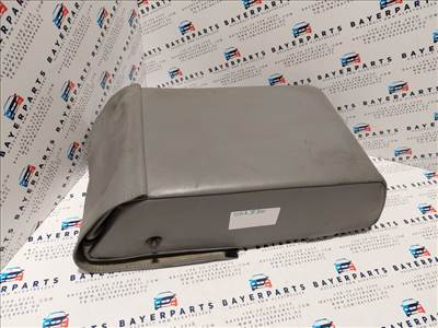 BMW E39 seden szürke hátsó bőr könyöklő