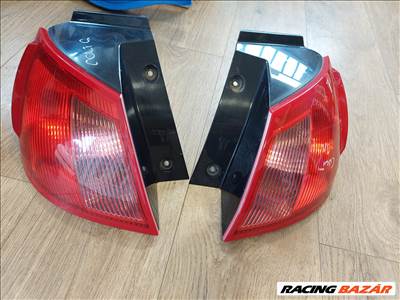 Mitsubishi Colt V jobb külső hátsó lámpa, bal külső hátsó lámpa 