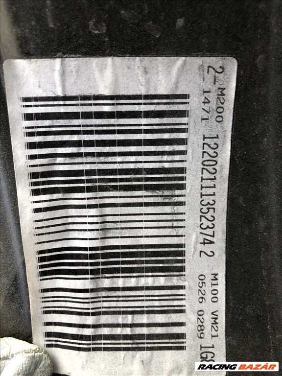  5x120 lyukosztású 17" új (gyári felni) lemezfelni, rajta 215/60 új Dunlop téli gumi gumi  9. kép