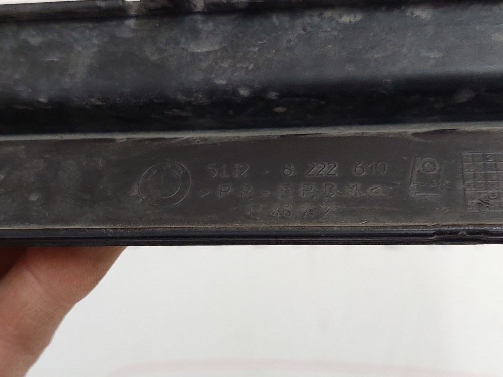 BMW E46 coupe hátsó lökhárító díszléc PDC-s 4. kép