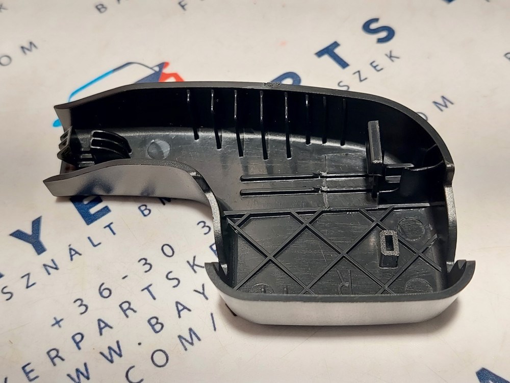 BMW E90 E91 E92 E93 új ablaktörlõ kar takaró kupak - jobbkormányos 3. kép