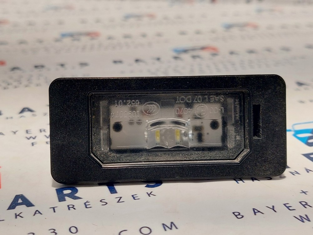 BMW E90 E82 E88 E60 F30 F32 F10 X1 X3 X5 X6 rendszám tábla LED rendszámtábla világítás 1. kép