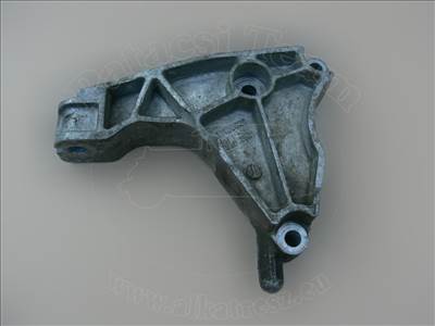 Opel Astra H 2003-2012 - tartóbak, motor, hátsó, ötfokozatú váltóhoz