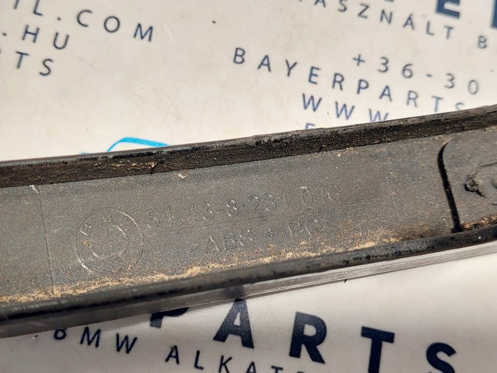 BMW E46 coupe cabrio bal elsõ fekete fényszórómosós lámpamosó bajuszléc bajusz léc 2. kép