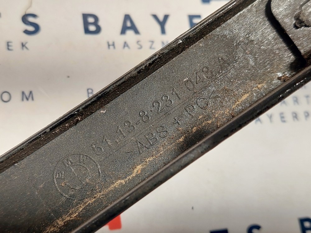 BMW E46 coupe cabrio bal elsõ fekete fényszórómosós lámpamosó bajuszléc bajusz léc 3. kép