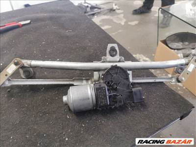 Volkswagen Golf IV Első Ablaktörlő Szerkezet Motorral  1j0955325a 0390241531