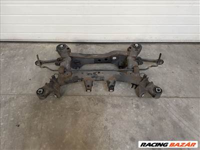 BMW E8x E9x E90 E91 E92 E93 Hátsó bölcső  33316783713