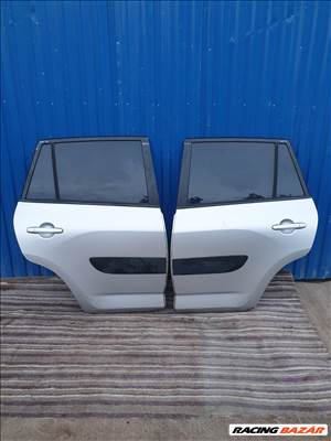 Toyota Rav4 3 III XA30 bal jobb hátsó ajtó sérülésmentes
