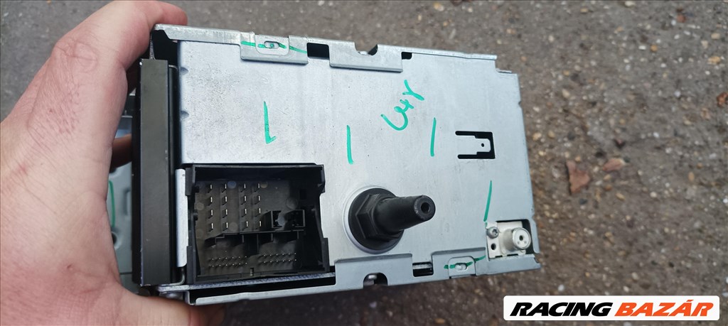 Ford C-Max Mk1 cd-s rádió kódjával együtt eladó. 3m5t18c815bd 2. kép