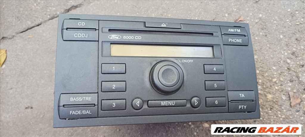 Ford C-Max Mk1 cd-s rádió kódjával együtt eladó. 3m5t18c815bd 1. kép