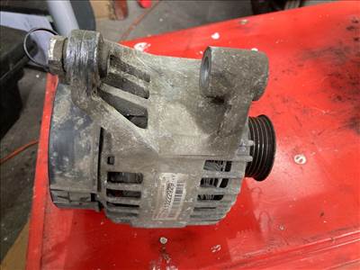 OPEL CORSA D  Generátor (11486) 13222929