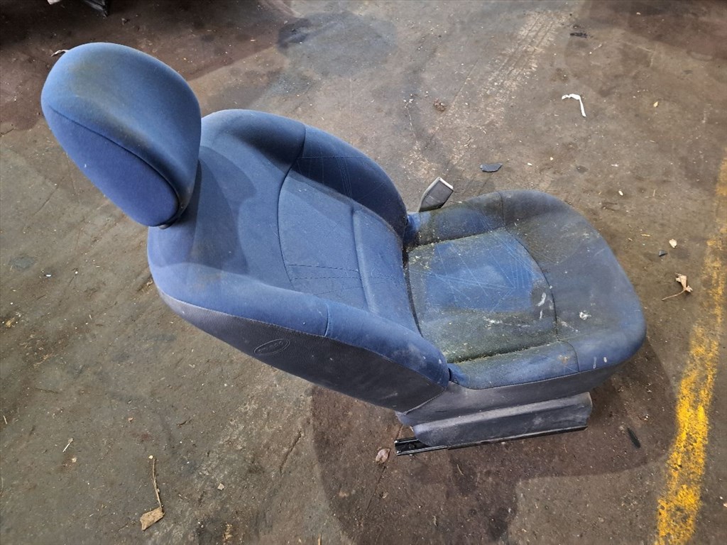 RENAULT CLIO II BB0/1/2_, CB0/1/2_ Jobb első Ülés (35822) 31202246 3. kép