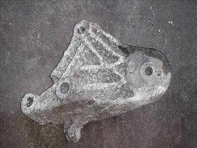 RENAULT ESPACE IV JK0/1_ Motor Tartó Bak (Fém) (12804) M9R762