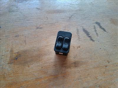 OPEL ZAFIRA A F75_ Bal első Ablakemelő Kapcsoló (34040) 13363201