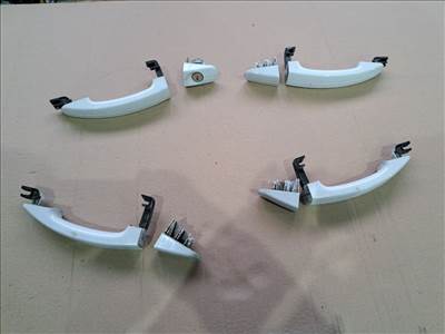 FORD C-MAX II  Bal hátsó Külső Kilincs (35189) AM51U22404 CAW, AM51 U28B08 1PL