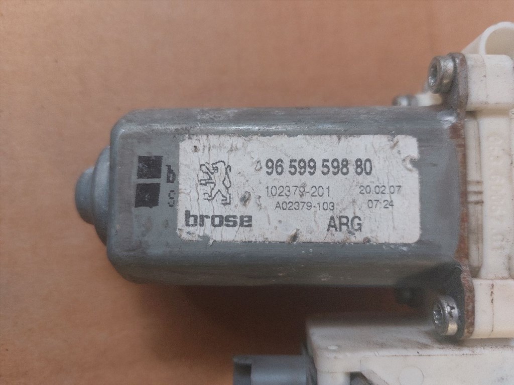 PEUGEOT 407 6D_ Bal hátsó Ablakemelő Motor (18958) 9659959880 3. kép