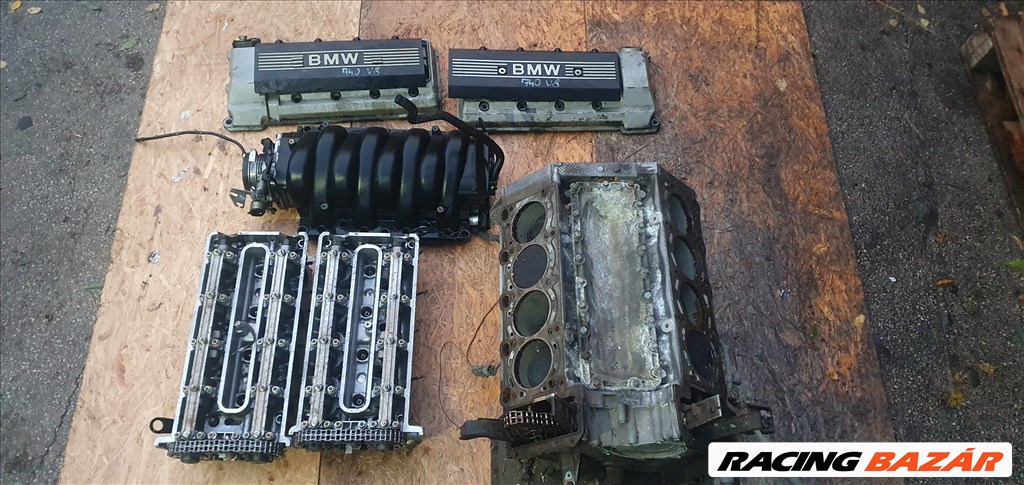 BMW 740 E32 Bmw m60b40 v8 motor e32 e34 2. kép