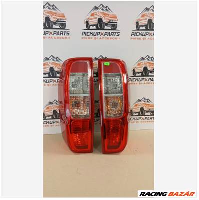 Nissan Navara (D40) bal hátsó lámpa, jobb hátsó lámpa