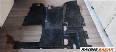 Ford Transit gumiszőnyeg.