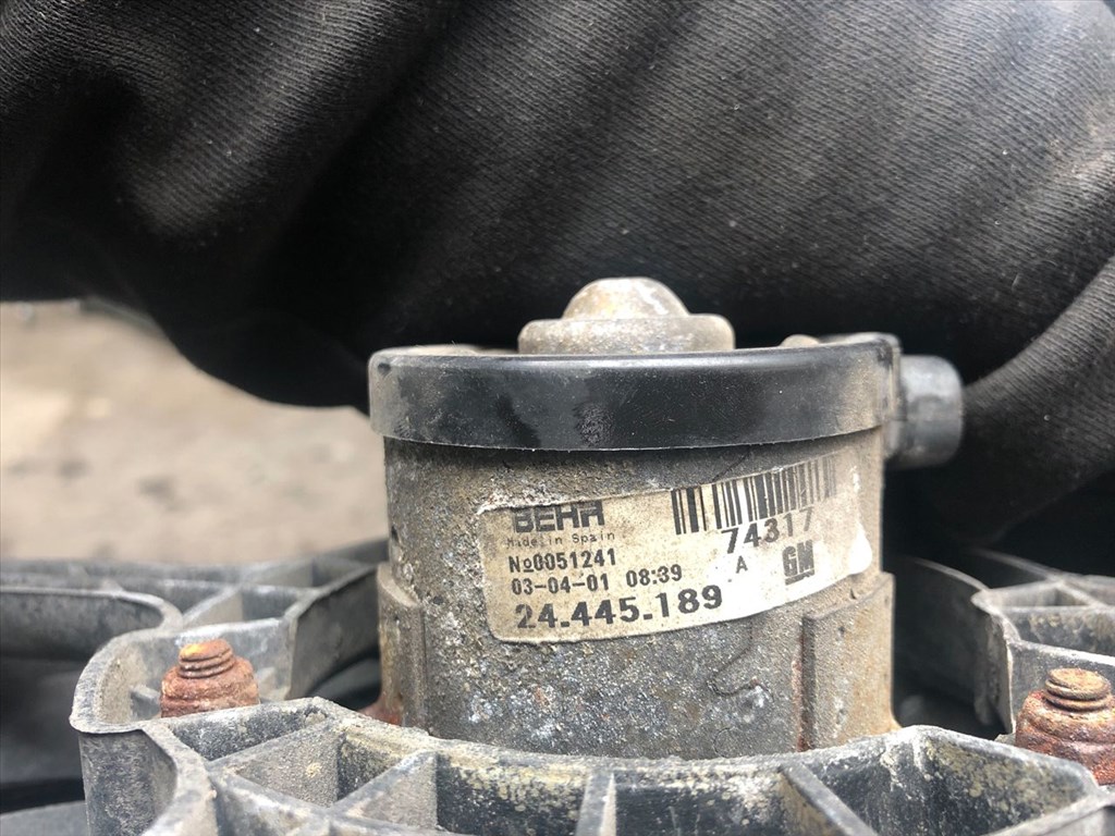 OPEL CORSA C F08, F68 Hűtőventilátor Motor (07453) 3. kép