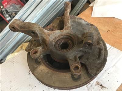 SUZUKI ALTO I SS80 Jobb első Csonkállvány Kerékaggyal (29459)