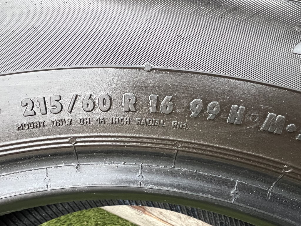 215/60 R16 Continental ContiWinterContact Ts830P téli gumi 5,5-6mm 5. kép