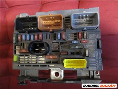 Fiat Scudo II, Citroën Jumpy Peugeot Expert BSM R03  külső biztosítéktábla  9666700280 9664706280
