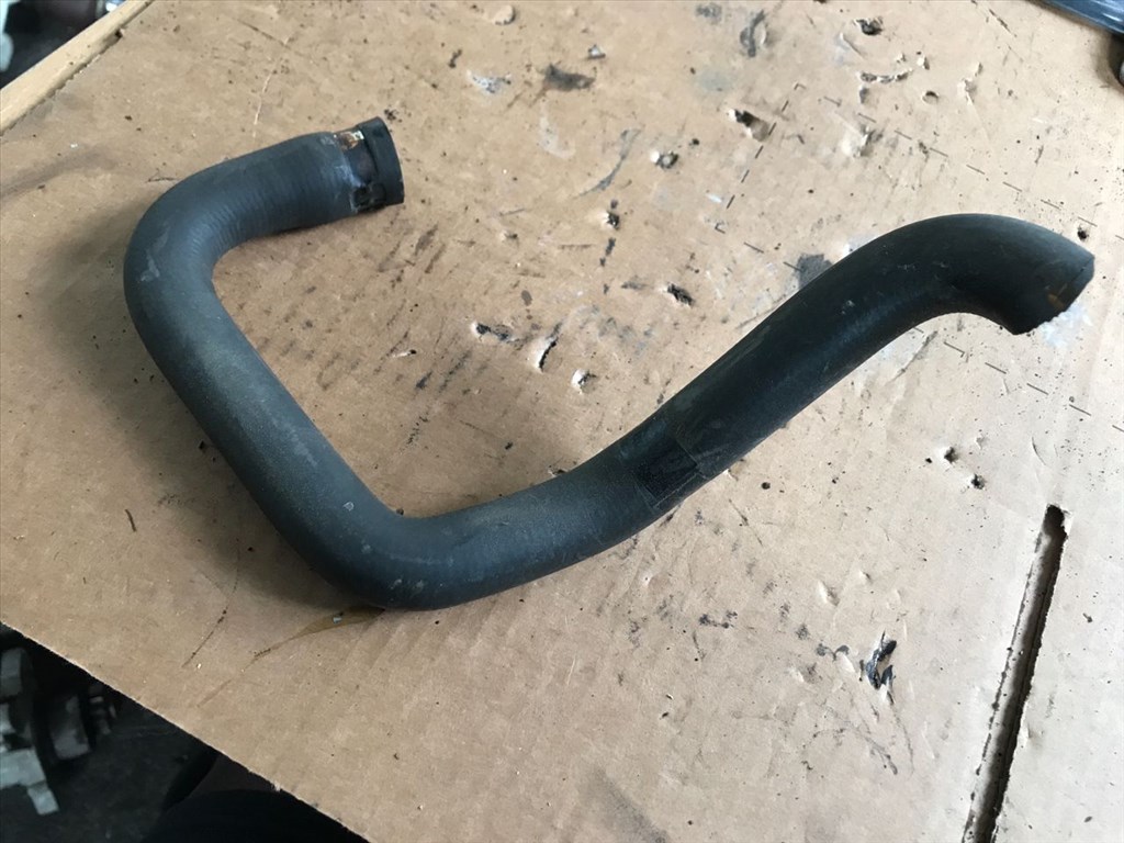 NISSAN ALMERA TINO V10 Vízcső (28826) YD22DTT 1. kép