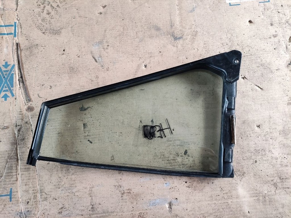 MAZDA 626 V Station Wagon GW Jobb hátsó Ablak (32694) 2. kép