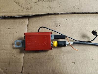 RENAULT ESPACE IV JK0/1_ Antenna Erősítő (31024) 8200061683