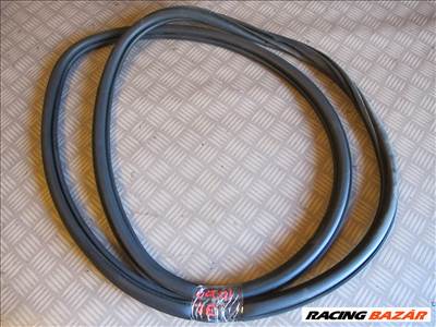 Skoda Octavia III jobb első ajtó kéder 