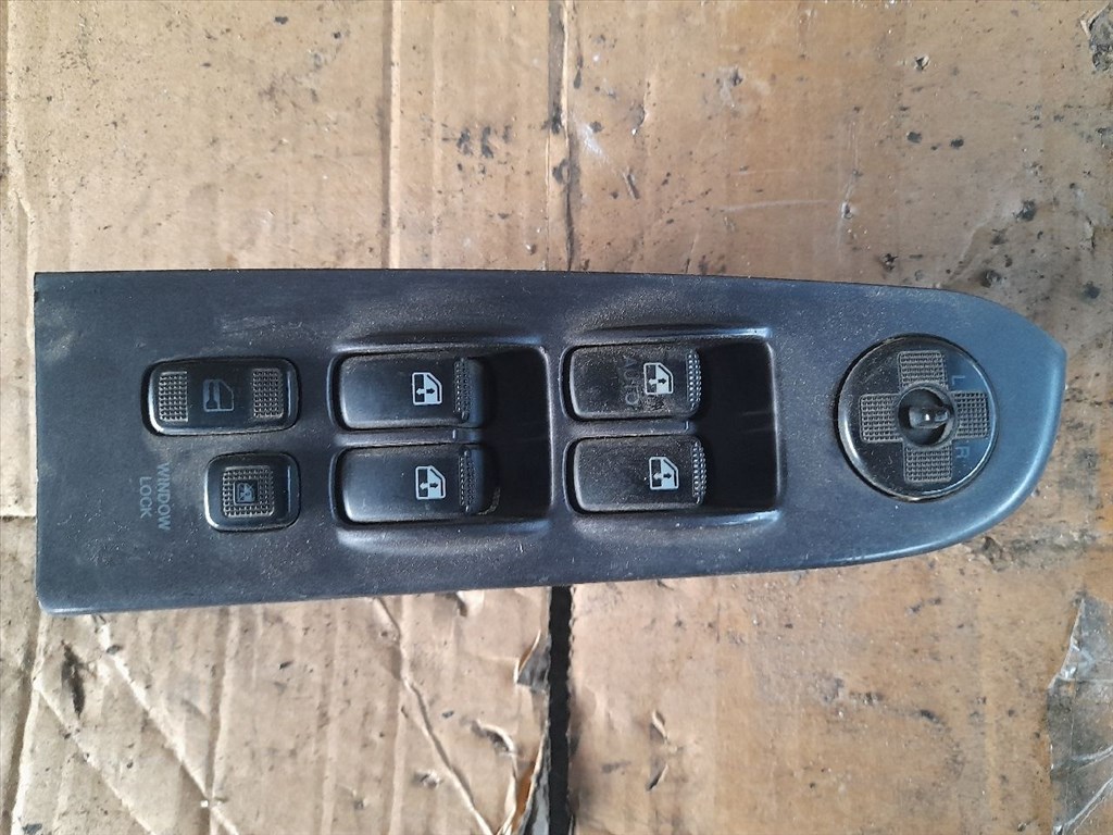 HYUNDAI TRAJET FO Ablakemelő Kapcsoló Szett (45583) 620W03030 1. kép