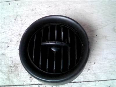 SEAT IBIZA 02-08 Középső szellőző