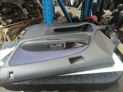 HONDA STREAM RN Jobb első Ajtó Kárpit (09511)