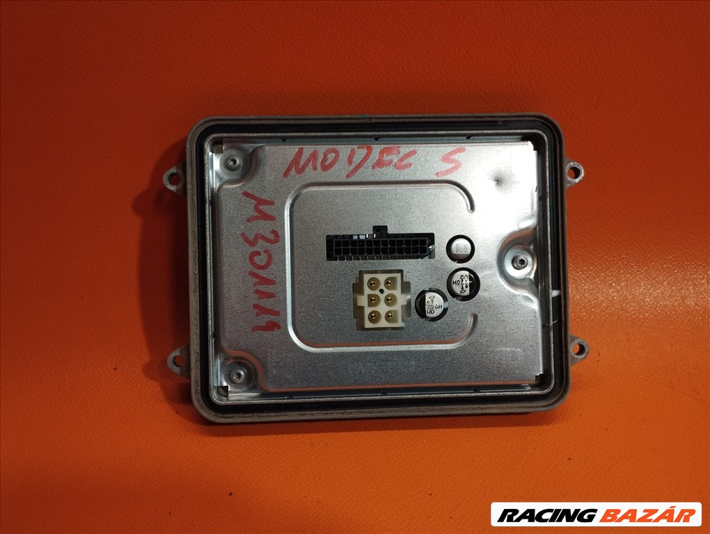 Tesla Model led vezérlő 00201022-05 (M.30.1114) 1. kép