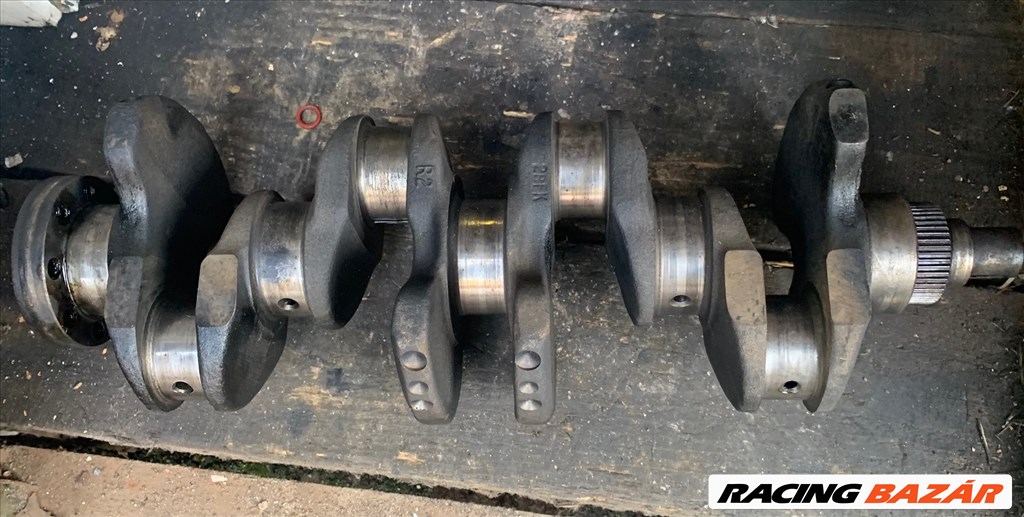 Mazda E2200 (93-97) Főtengely 1. kép