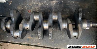 Mazda E2200 (93-97) Főtengely