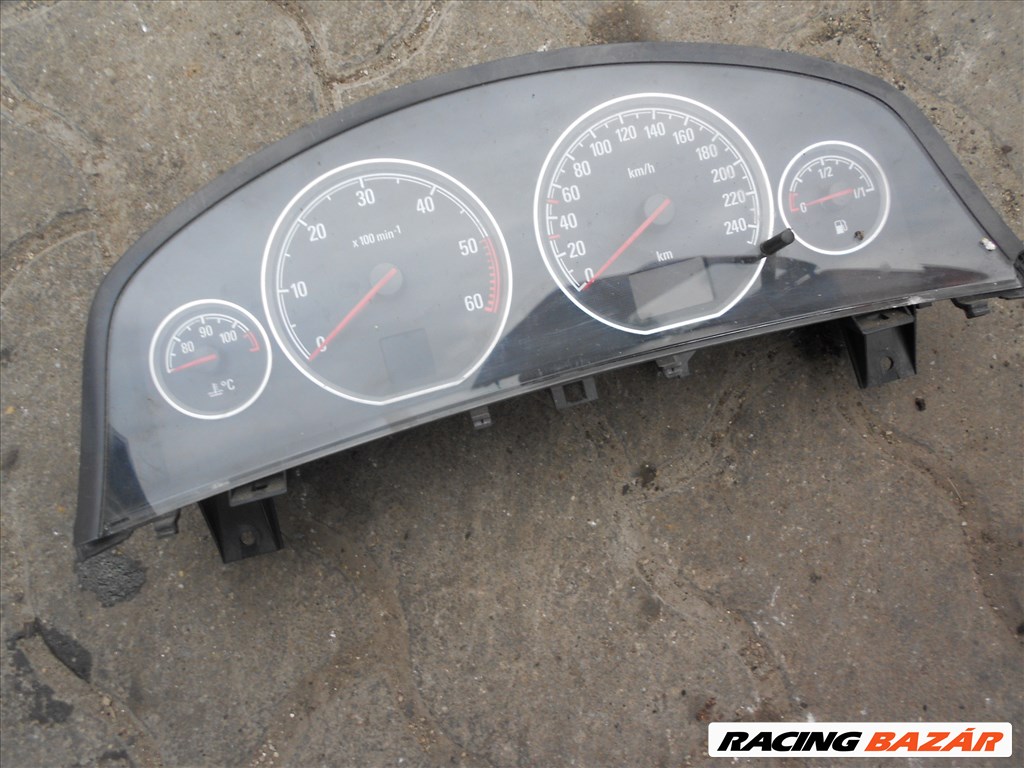 Opel Vectra C 1.9 CDTI műszeregység  1. kép