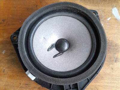 TOYOTA COROLLA Verso ZDE12_, CDE12_ Bal első Hangszóró (05689)