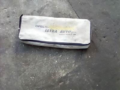 OPEL CORSA C F08, F68 Elakadásjelző Háromszög (31789)