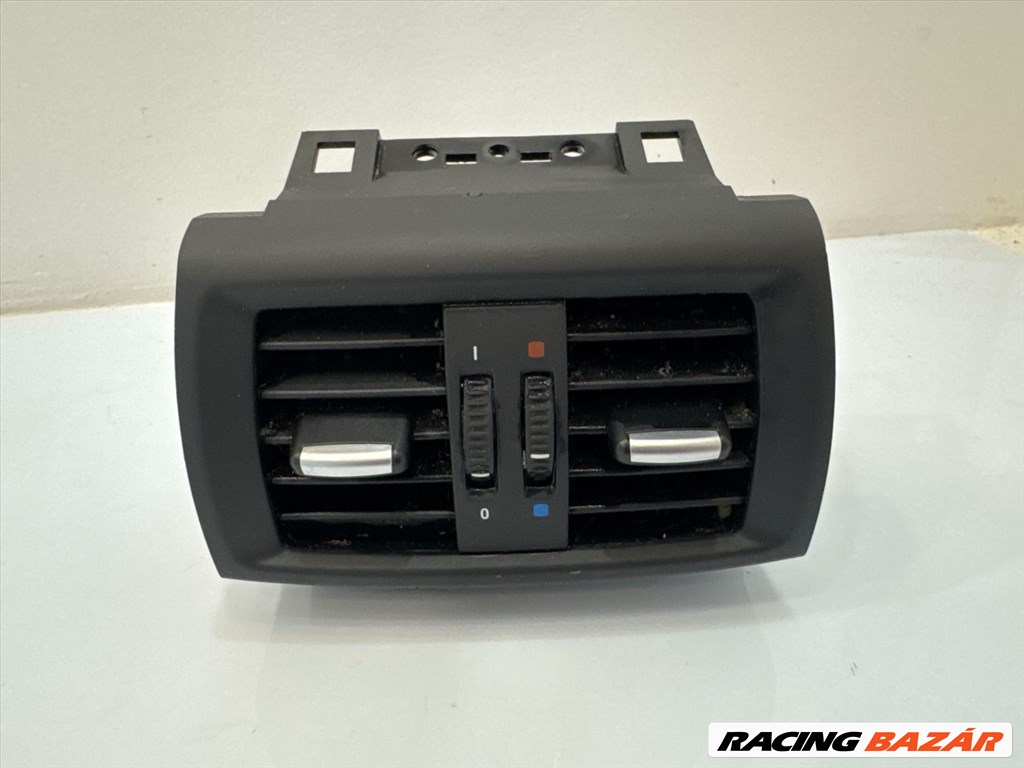 BMW X3 F25 X4 F26 hátsó középső szellőző 64229200888 920088813 1. kép