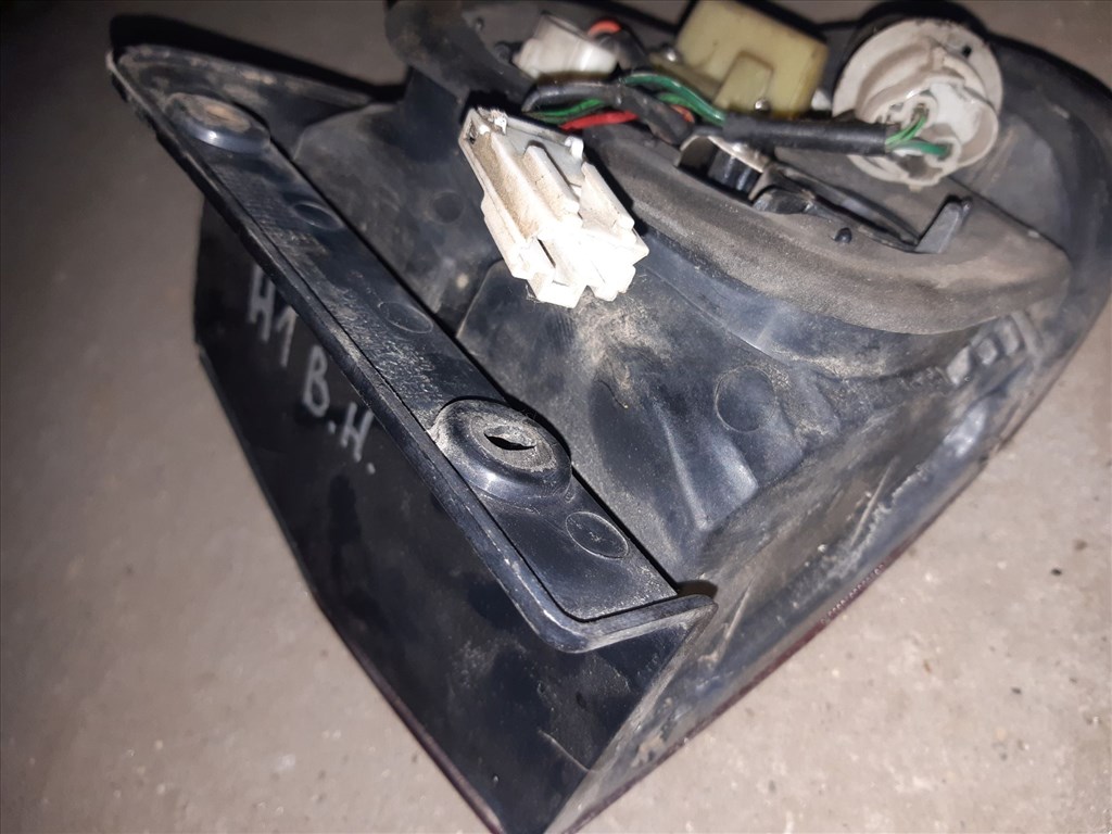 Hyundai H1 96-05 Bal Hátsó Lámpa 3. kép