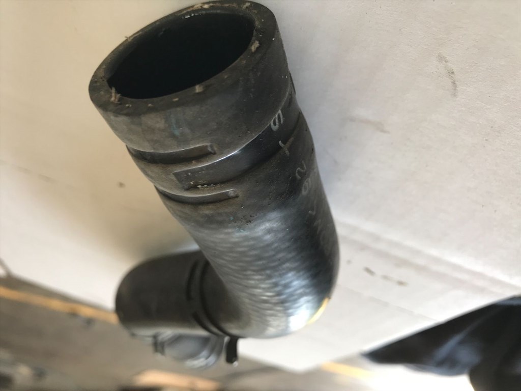 SUBARU IMPREZA Ferdehátú GR, GH, G3 Vízcső (29586) EE20Z 3. kép