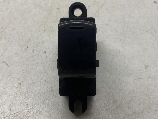 NISSAN NOTE Bal hátsó Ablakemelő Kapcsoló 1. kép