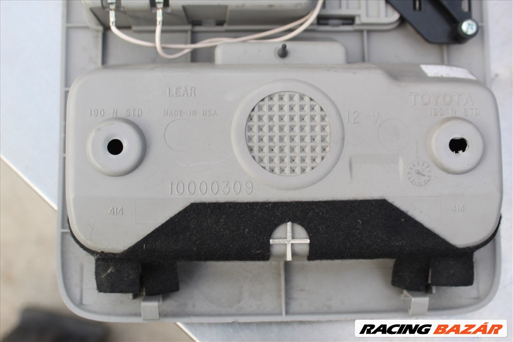 Toyota Rav4 II. 2000-2006 Belső világítás 1000309 3. kép