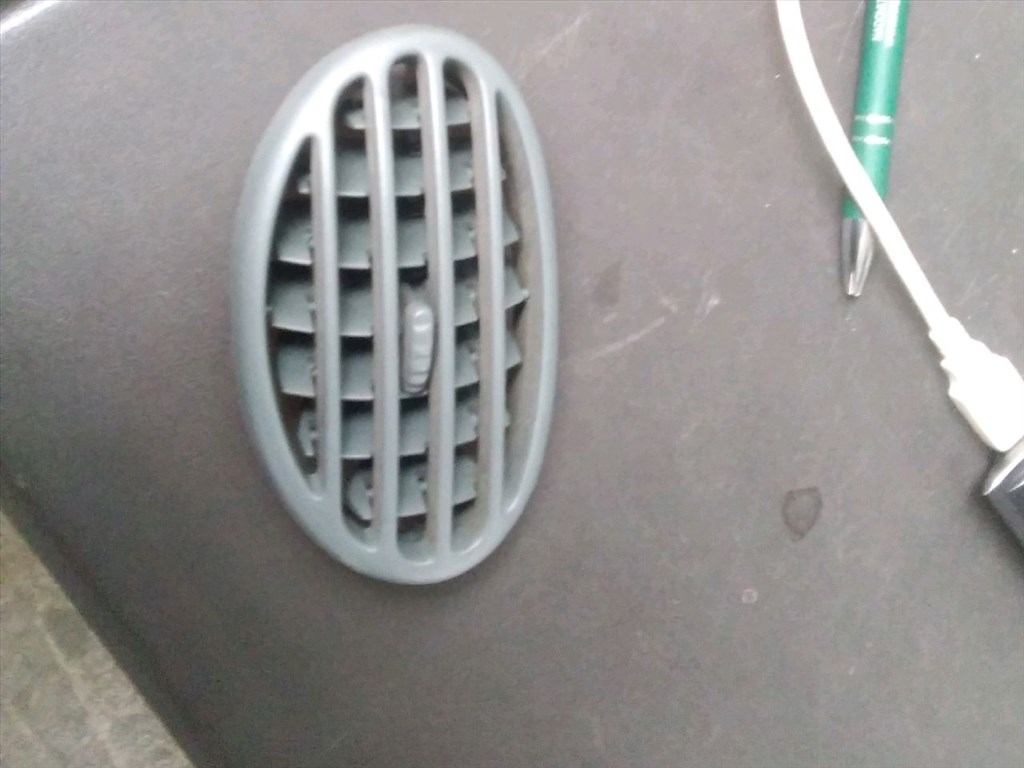 RENAULT MEGANE Scenic JA0/1_ Jobb Szellőző (10146) 223296 2. kép