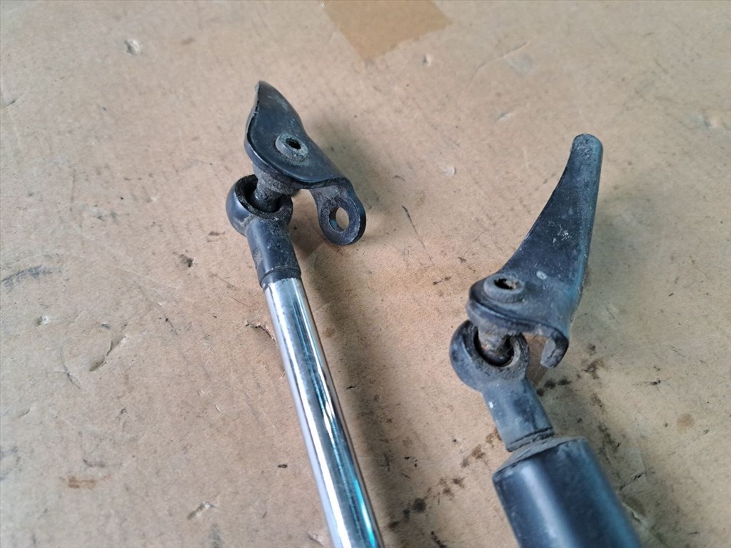 HONDA JAZZ II GD Gázrugós Kitámasztó Teleszkóp Pár Csomagtérajtó (35619) 1K26 1K23 4. kép