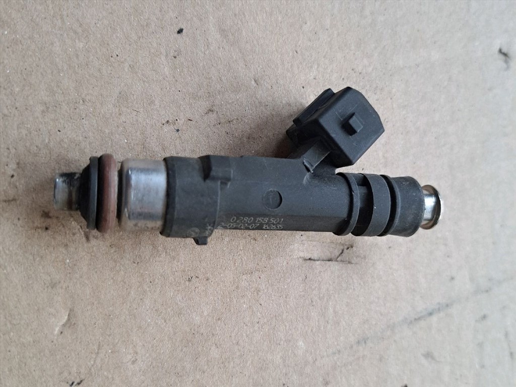 OPEL CORSA C F08, F68 Porlasztó (1 db) (37217) 0280158501 1. kép