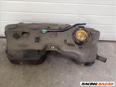 BMW X3 F25 X4 F26 18d 20dx 30dx 35dx üzemanyag tank  16117220745 16117314808