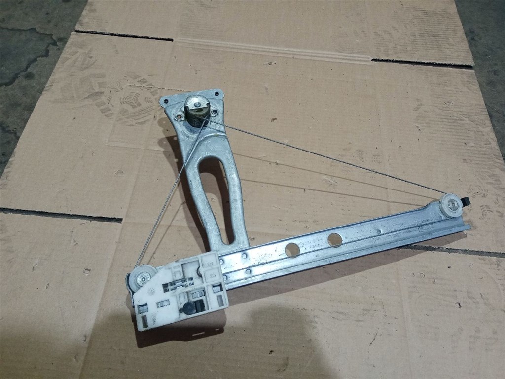 CITROËN C3 I FC_ Bal hátsó Ablakemelő Szerkezet (Mechanikus) (18827) 9639817480 2. kép